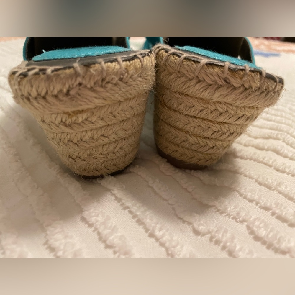 EUC Life Stride Teal Blue Wedge Espadrille Sandals Sz 8M - Picture 4 of 8